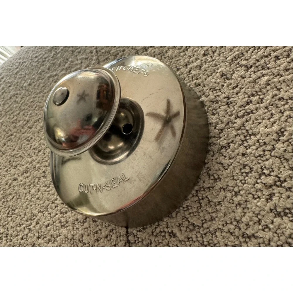 Pampered Chef Cut-N-Seal 3.5 Inch Sandwich Maker Stainless Steel Crust Cutter